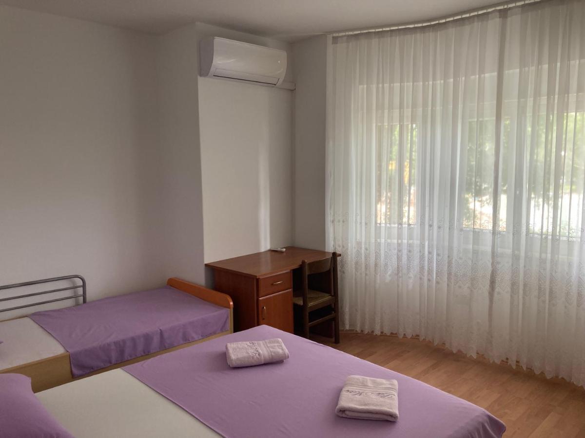Apartment La Mar Pula Exterior photo